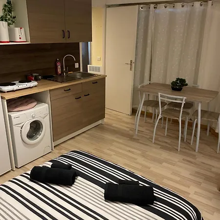 Apartment 23m2 5mn Gare 3 Couchages *