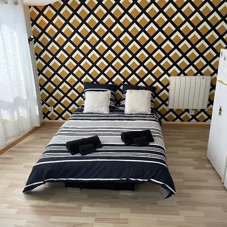 23m2 5mn Gare 3 Couchages Apartment *